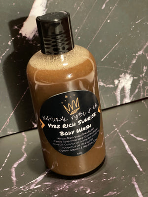 natural body wash with hints of orange and grapefruit essential oils
